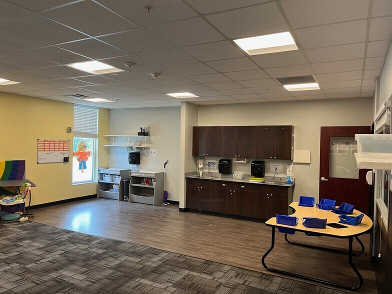 More Photos Of 20261 Atlas St, Omaha Daycare Center For Sale