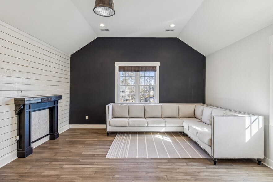 More Photos Of 3 Blue Crab St, Bluffton Office Residential For Sale