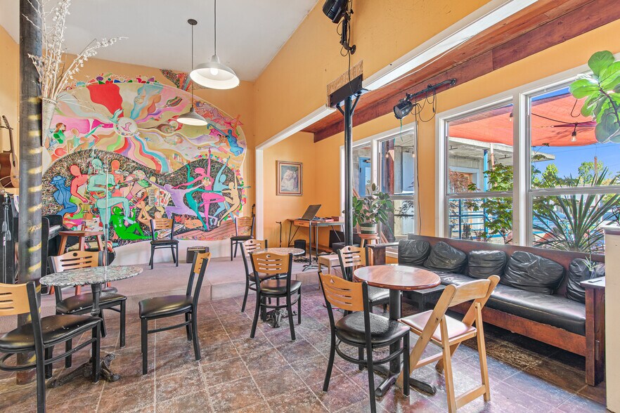 More Photos Of 340 A St, Ashland Office For Sale