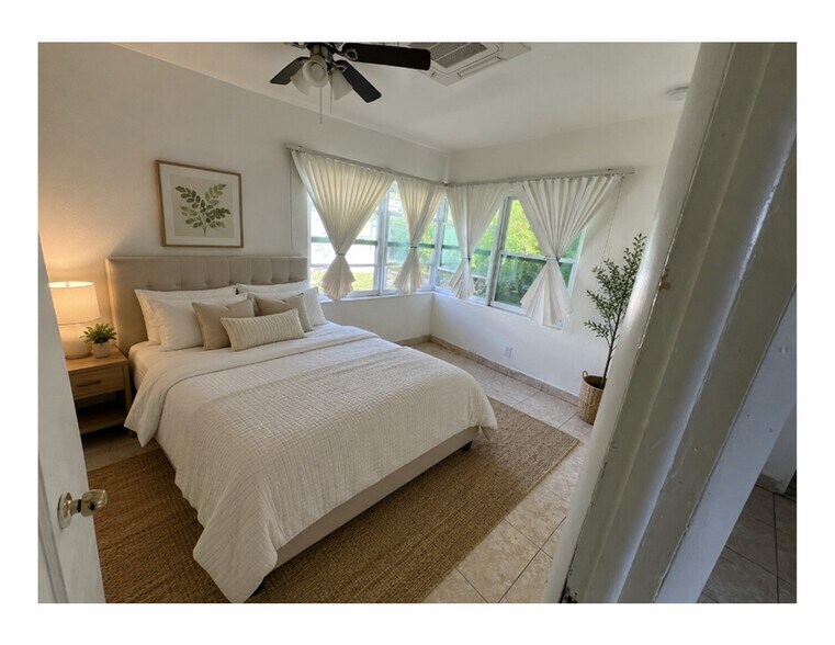 More Photos Of 705-713 NE 3rd St, Hallandale Beach Apartments For Sale