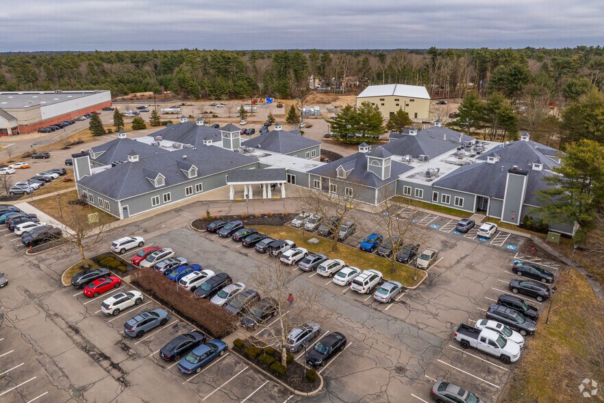 More Photos Of 2005-2007 Bay St, Taunton Medical For Lease