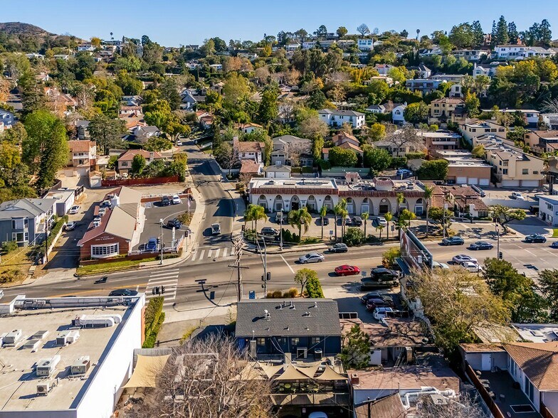 More Photos Of 3361-3365 Barham Blvd, Los Angeles Loft Creative Space For Lease