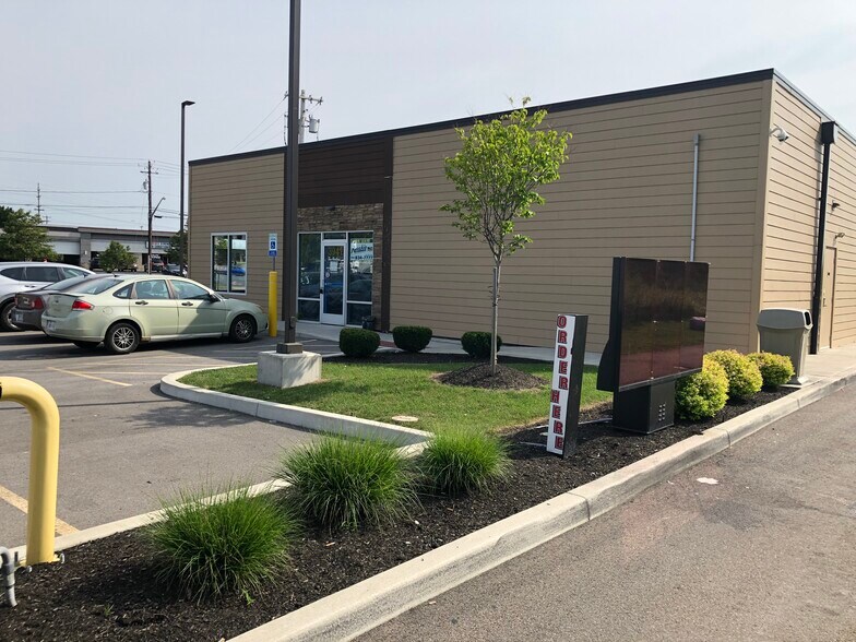 More Photos Of 3941 Broadway St, Cheektowaga Freestanding For Sale