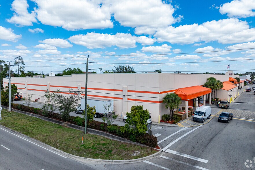 More Photos Of 2251 Pine Ridge Rd, Naples Unknown For Lease