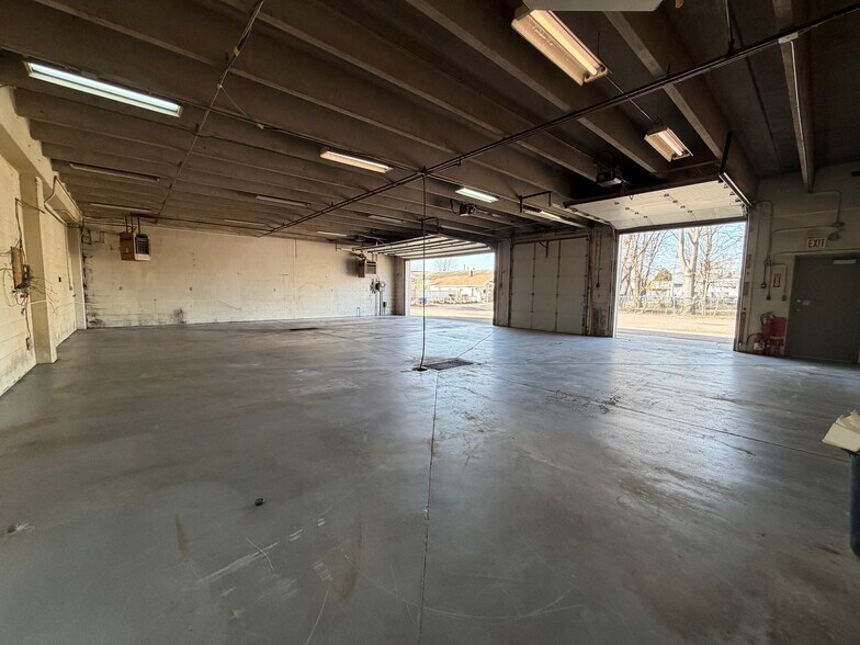 More Photos Of 1905 A St, South Sioux City Industrial For Sale