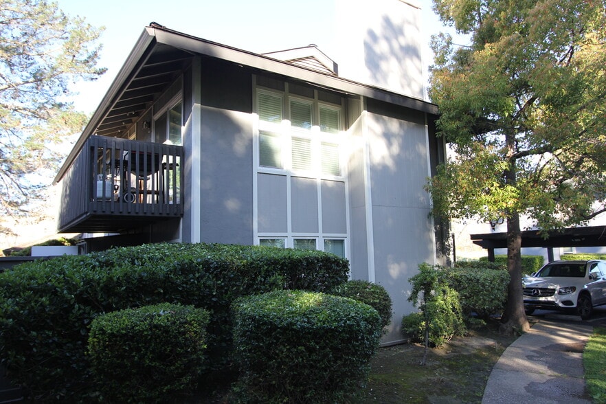 More Photos Of 1920 Camino Verde, Walnut Creek Apartments For Sale