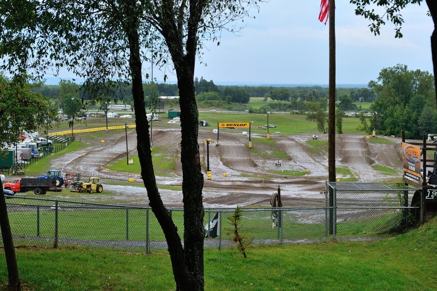 More Photos Of 3223-3225 Harloff Rd, Batavia Racetrack For Sale