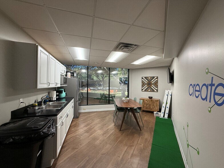 More Photos Of 6110 Constitution Dr, Fort Wayne Office For Lease