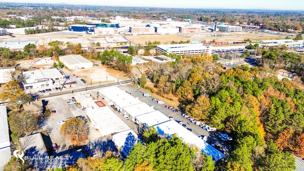 More Photos Of 5891 New Peachtree Rd, Doraville Warehouse For Lease