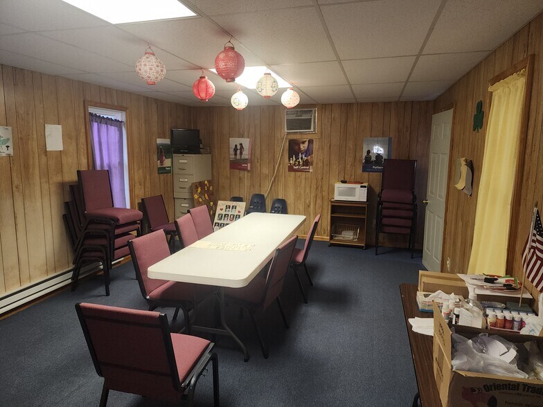 More Photos Of 3597 Amherst Hwy, Monroe Office For Sale