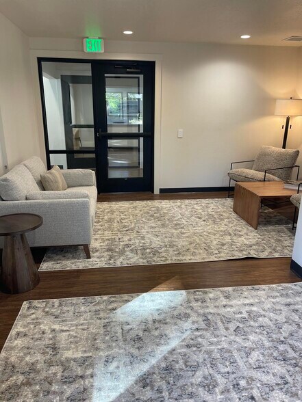 More Photos Of 1107 W Ironwood Dr, Coeur d'Alene Office For Lease