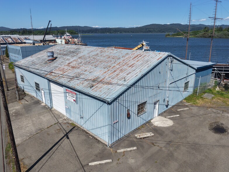 More Photos Of 390 N Front St, Coos Bay Industrial For Sale