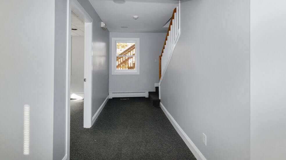 More Photos Of 104 Bridge Rd, Salisbury Loft Creative Space For Sale