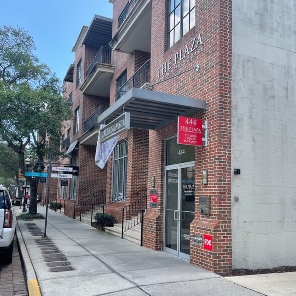 More Photos Of 444 W New England Ave, Winter Park Office For Lease