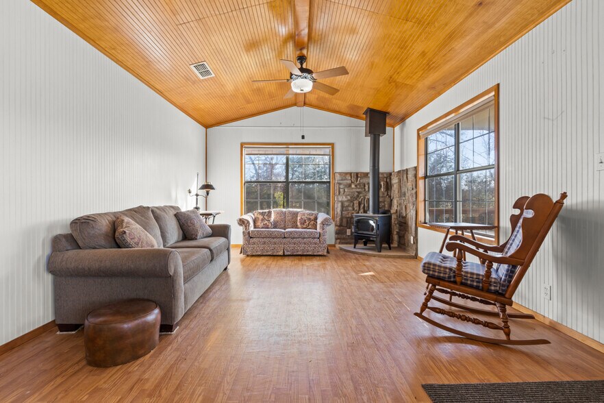 More Photos Of 255 County Road 4645, Winnsboro Land For Sale