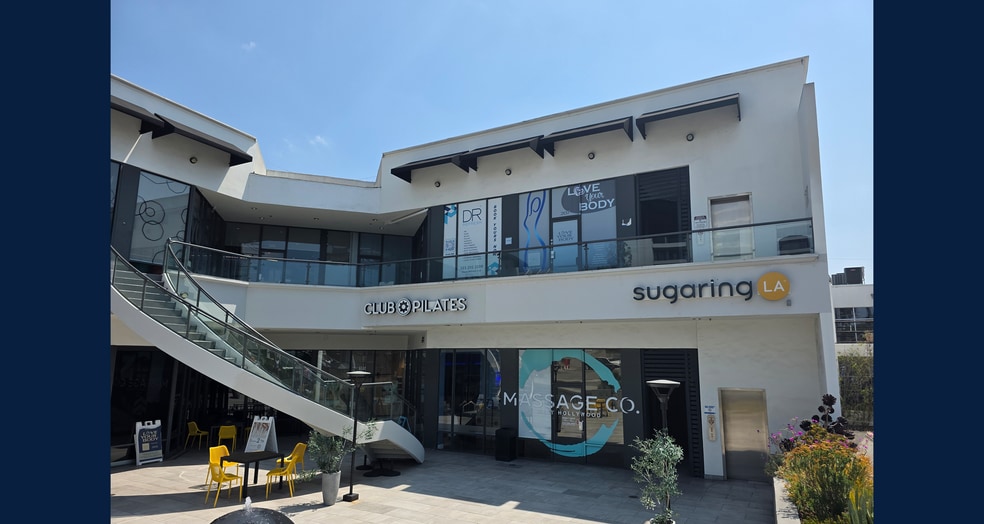 More Photos Of 1106 N La Cienega Blvd, West Hollywood General Retail For Lease