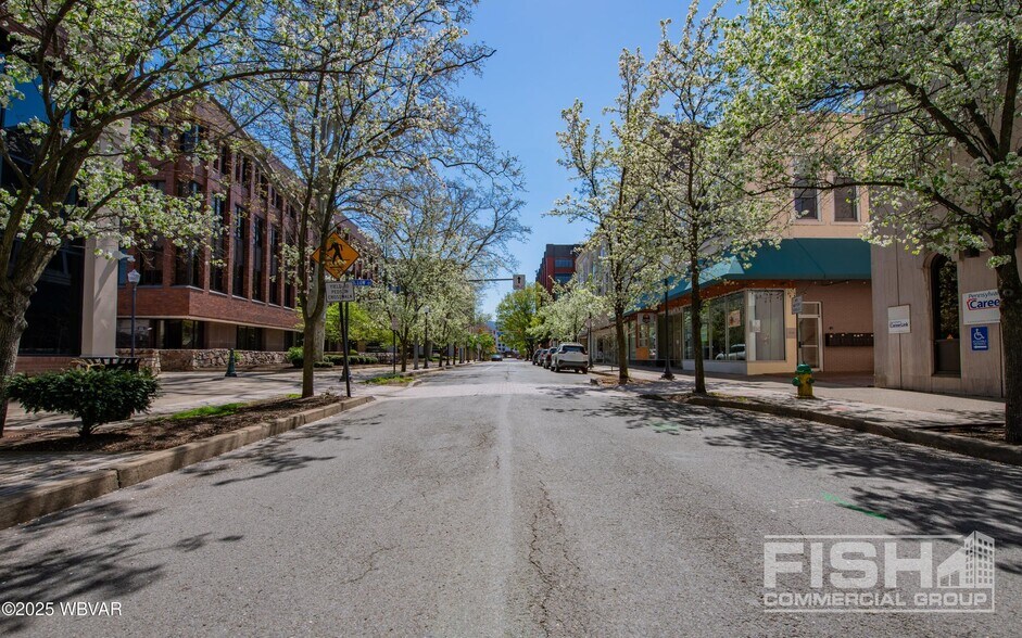 More Photos Of 330 Pine St, Williamsport Medical For Lease