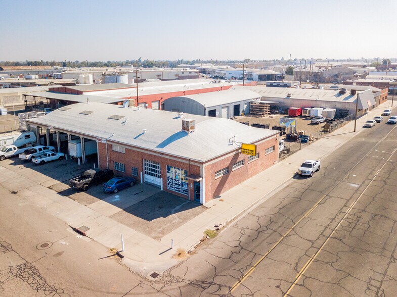 Primary Photo Of 2304 Monterey St, Fresno Warehouse For Sale