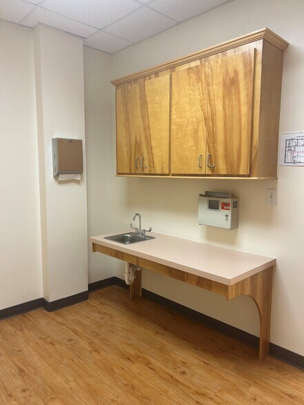 More Photos Of 2891 Tricom St, North Charleston Medical For Lease
