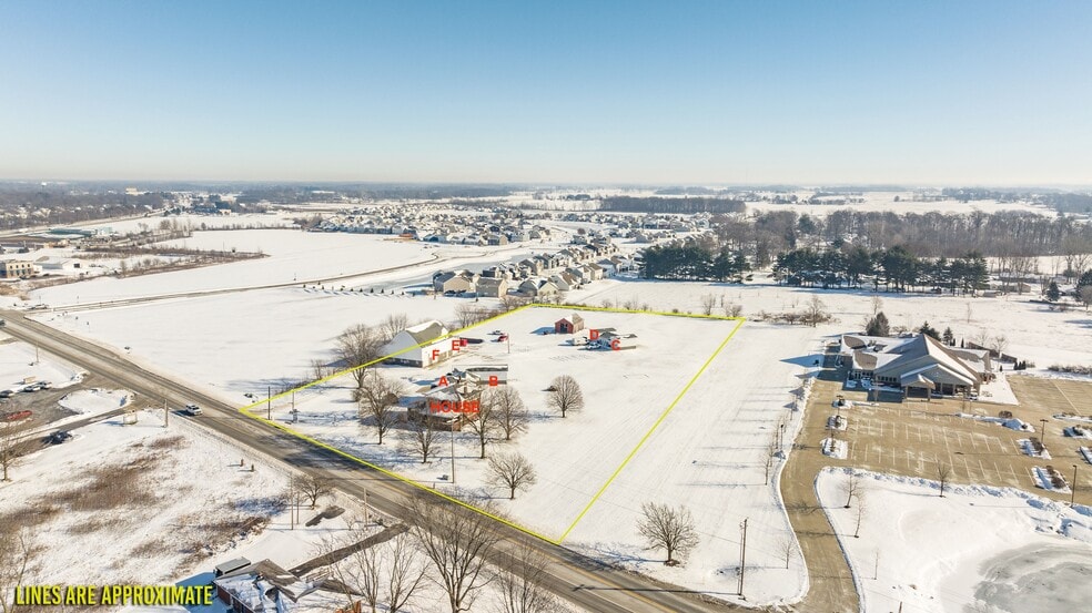 More Photos Of 8758 IN-9, Pendleton Light Manufacturing For Sale