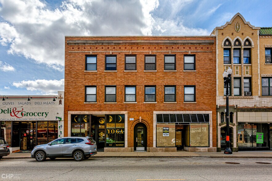Primary Photo Of 6710-6712 N Northwest Hwy, Chicago Apartments For Sale