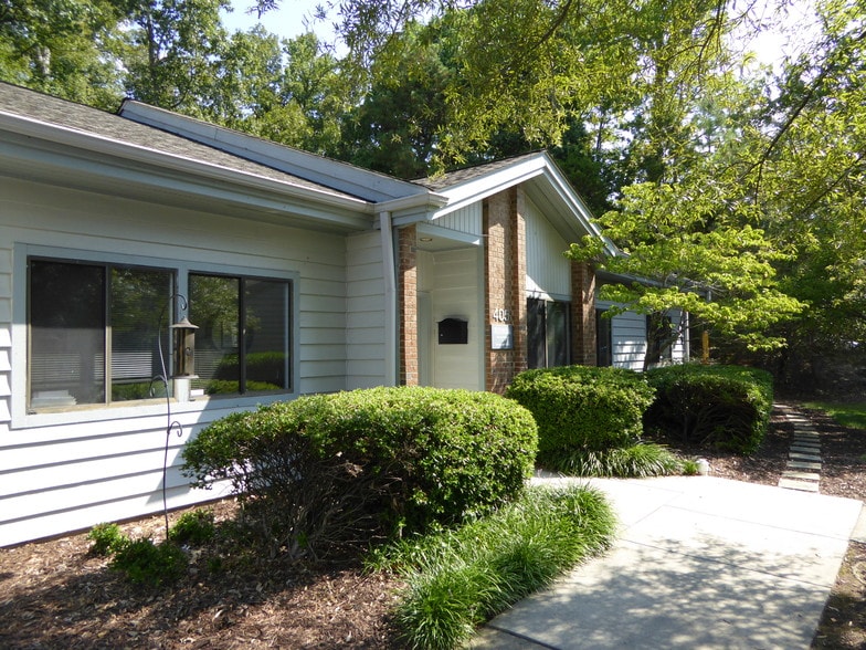 More Photos Of 3200 Croasdaile Dr, Durham Medical For Lease