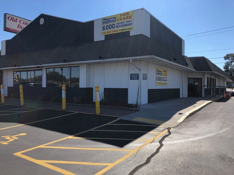 Primary Photo Of 2613 E Clairemont Ave, Eau Claire Restaurant For Lease