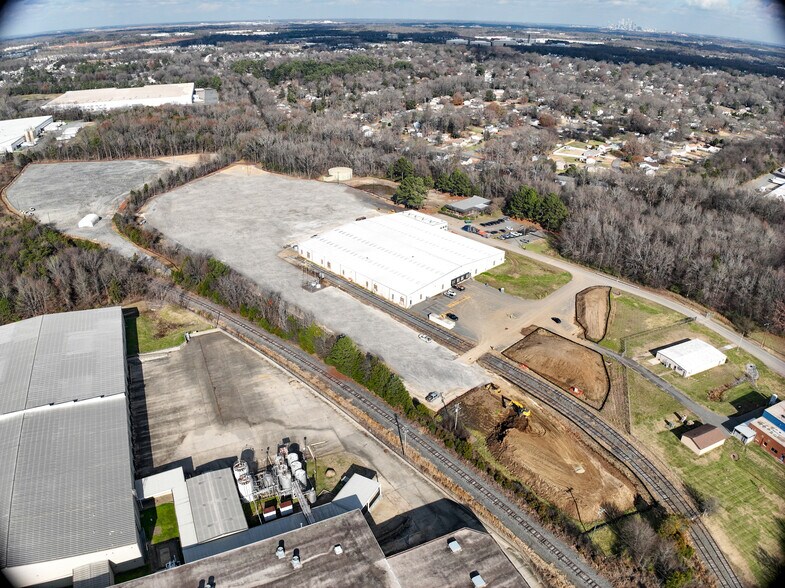 More Photos Of 3300 Westinghouse Blvd, Charlotte Land For Lease
