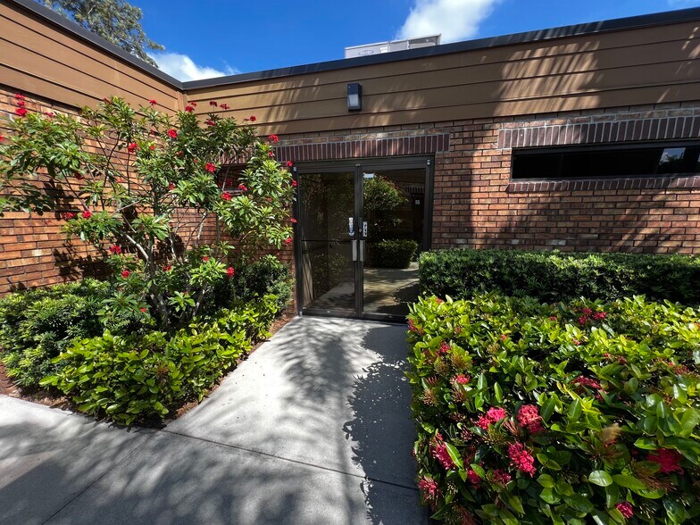 More Photos Of 1872 Tamiami Trl S, Venice Office For Sale