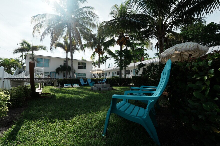 More Photos Of 2502 Tamarind Dr, Hutchinson Island Hotel For Sale