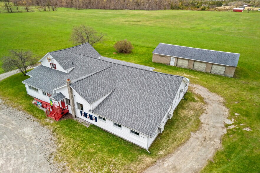 More Photos Of 7930 French Rd, Alpena General Retail For Sale