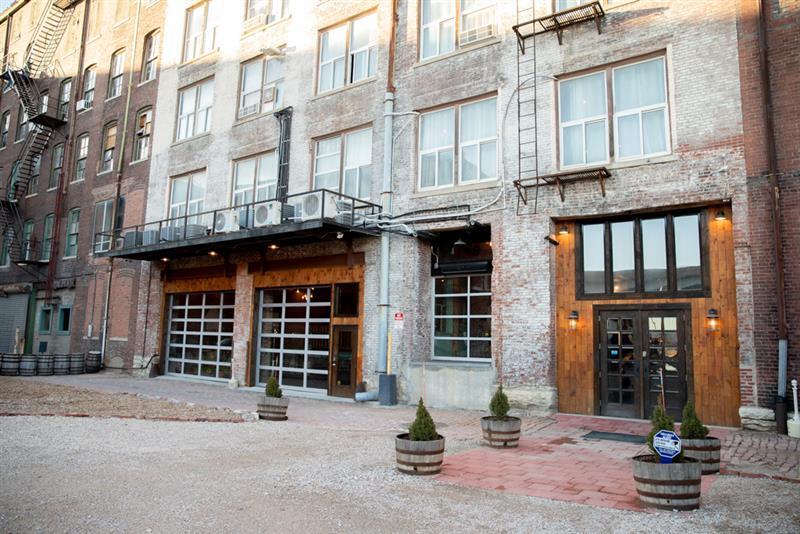 More Photos Of 1311 W 13th St, Kansas City Unknown For Lease