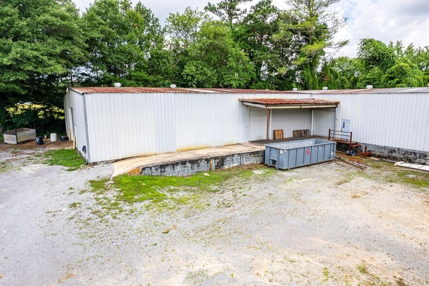 More Photos Of 206 Alabama 36, Hartselle Warehouse For Sale