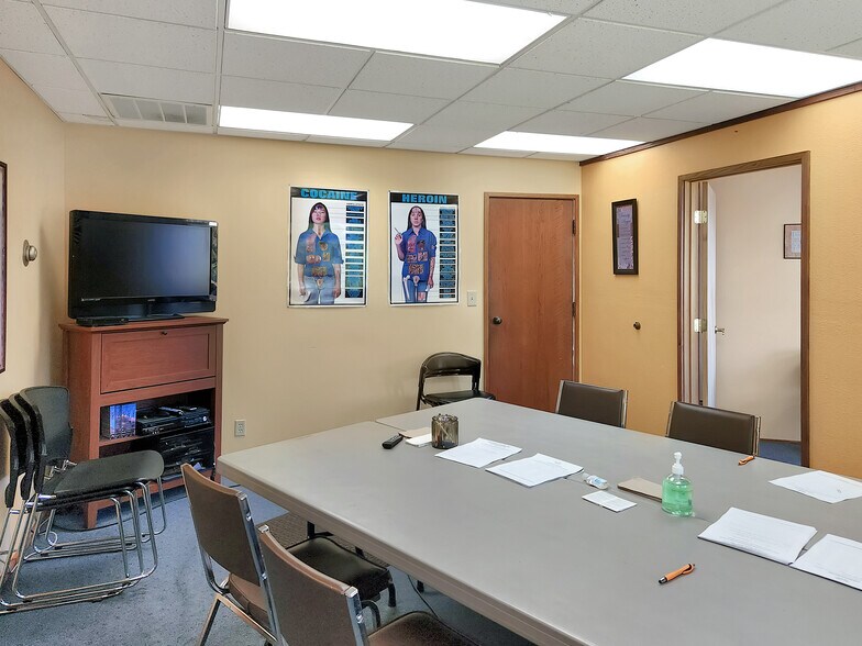 More Photos Of 520 E Whidbey Ave, Oak Harbor Medical For Sale