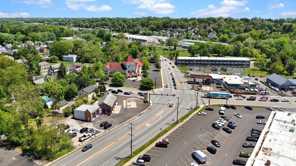 More Photos Of 2304 Huntingdon Pike, Huntingdon Valley Auto Repair For Sale