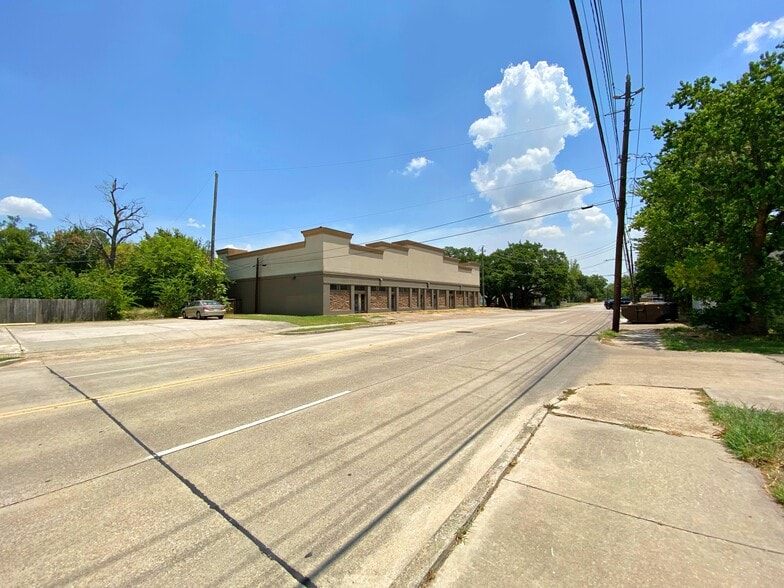 More Photos Of 619 Jackson Ave, Pasadena Storefront Retail Office For Sale