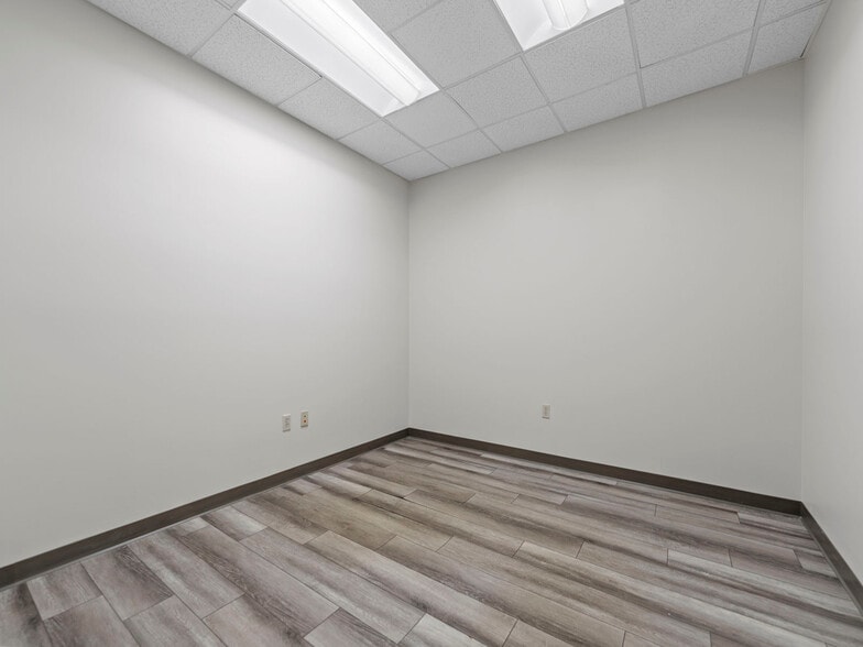 More Photos Of 731-745 Shotgun Rd, Sunrise Office For Sale