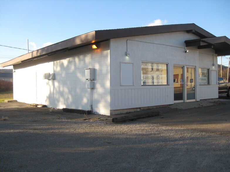 Primary Photo Of 3 S Main St, Franklinville Freestanding For Sale