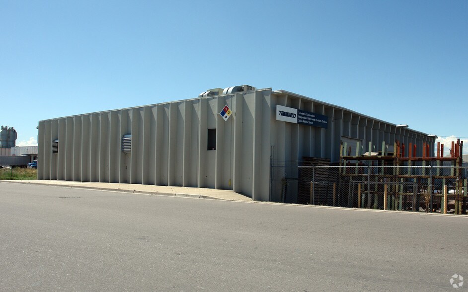 More Photos Of 3555 Moline St, Aurora Manufacturing For Lease