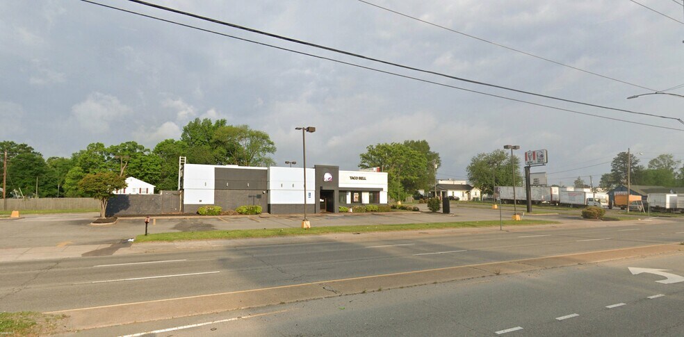 More Photos Of 4504 Jefferson Davis Hwy, Richmond Fast Food For Lease