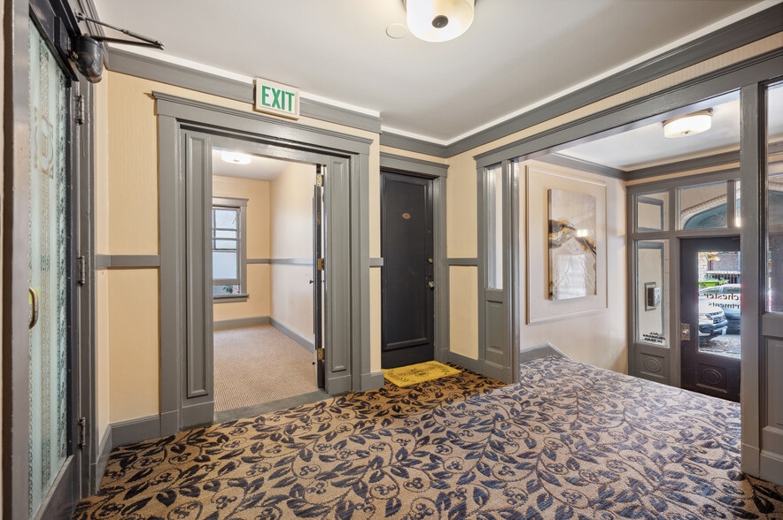 More Photos Of 605 E Denny Way, Seattle Apartments For Sale