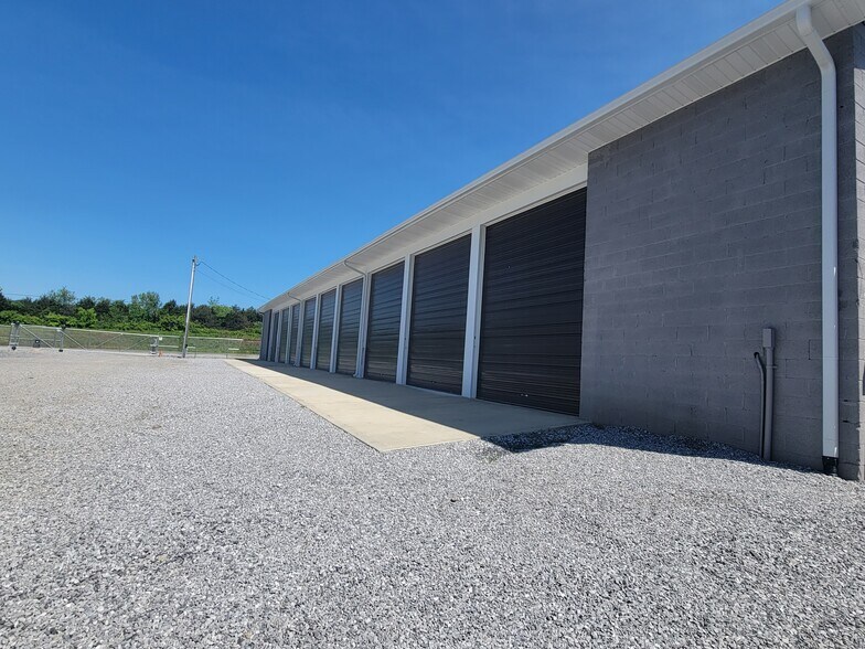 More Photos Of 1228 Phillips Rd, White Pine Self Storage For Lease