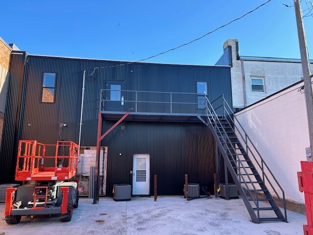 More Photos Of 321 9th St, Sheldon Office Residential For Sale