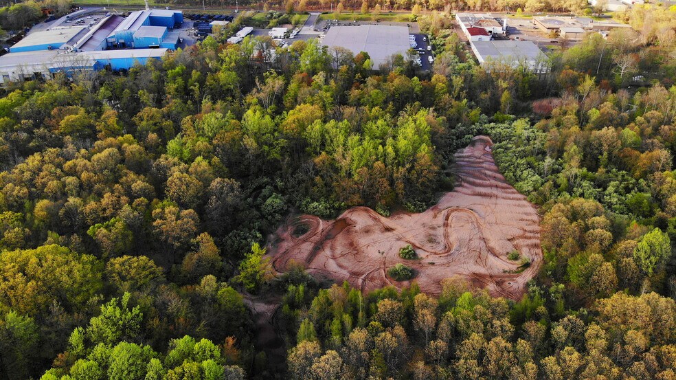 More Photos Of 100-150 Dodge Ave, North Haven Land For Sale