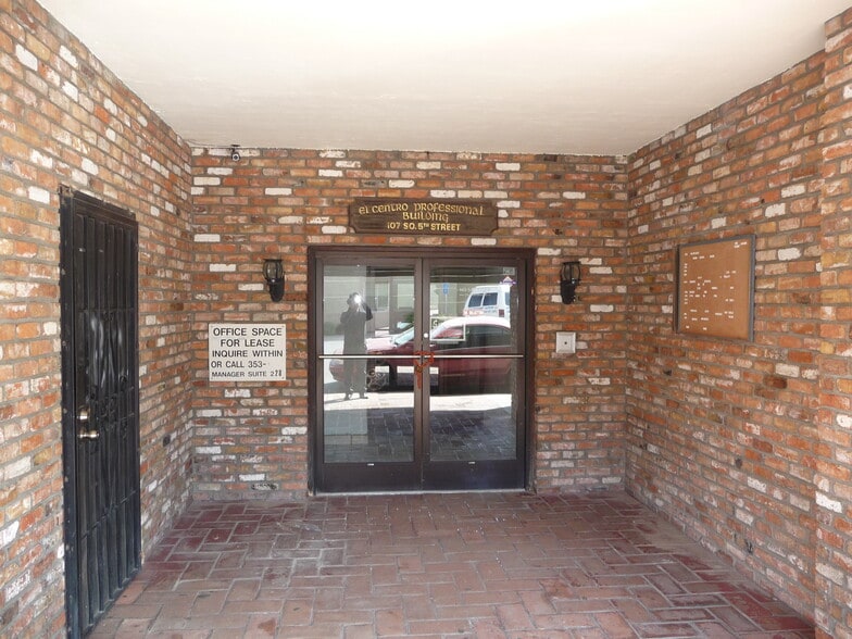 More Photos Of 495 W Main St, El Centro Office Residential For Sale