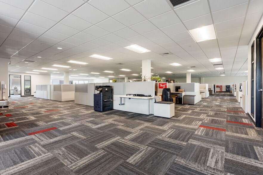 More Photos Of 160 New Britain Blvd, Chalfont Office For Sale