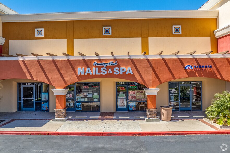 More Photos Of 1-275 W Los Angeles Ave, Moorpark Unknown For Lease