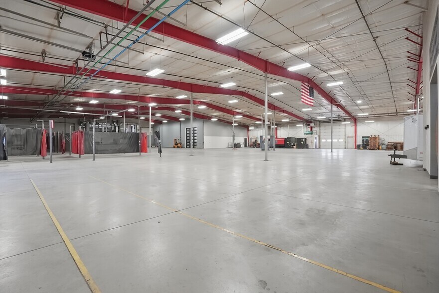 More Photos Of 1151 Industry Rd, Sturgis Manufacturing For Sale