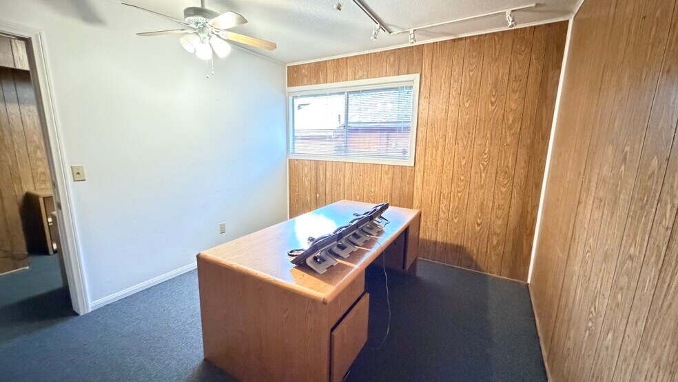 More Photos Of 26105 Highway 243, Idyllwild Office For Lease