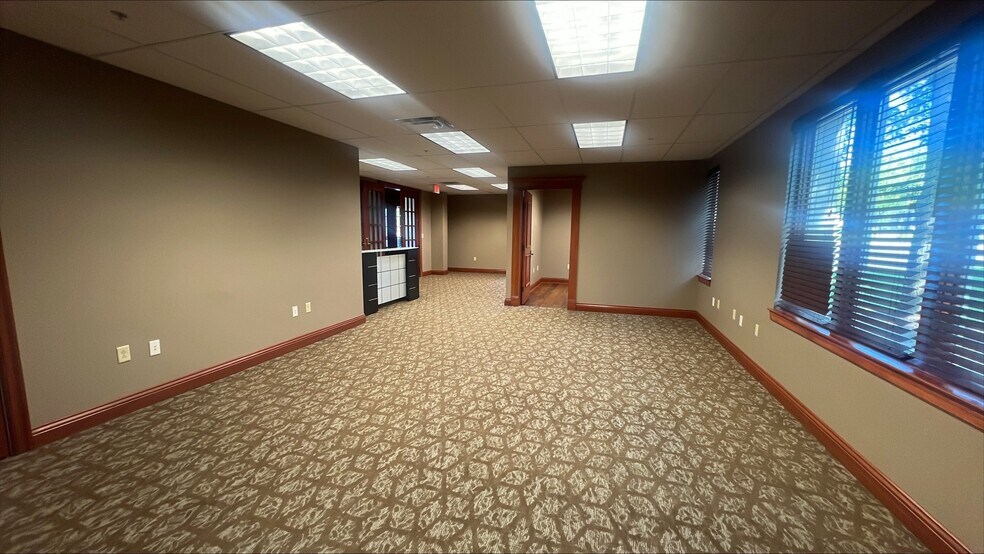 More Photos Of 8600 Transit Rd, East Amherst Medical For Lease